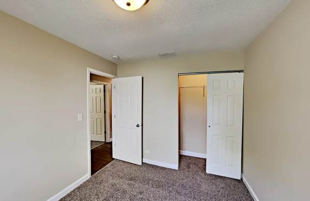 623 Wintergreen Circle Gallery 2