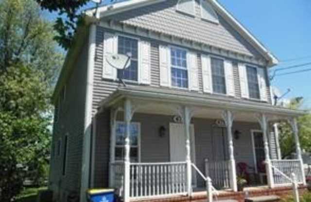 4753 HORSESHOE PIKE Gallery 2