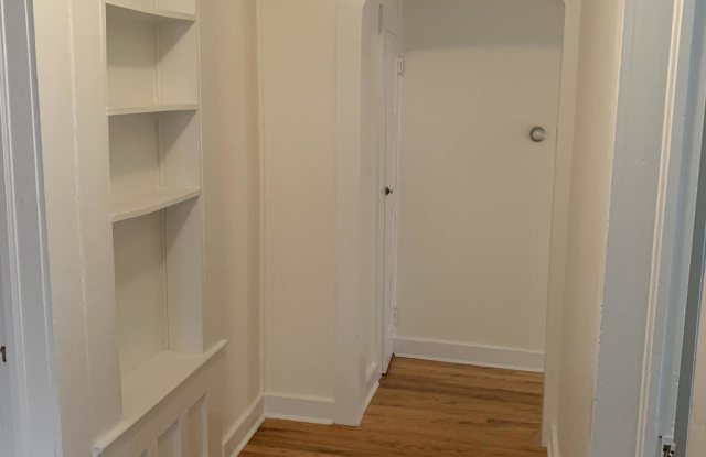 484 S Edgemere Drive Gallery 4