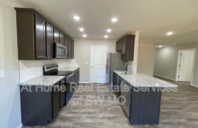 1904 S 15th Ave photos photos