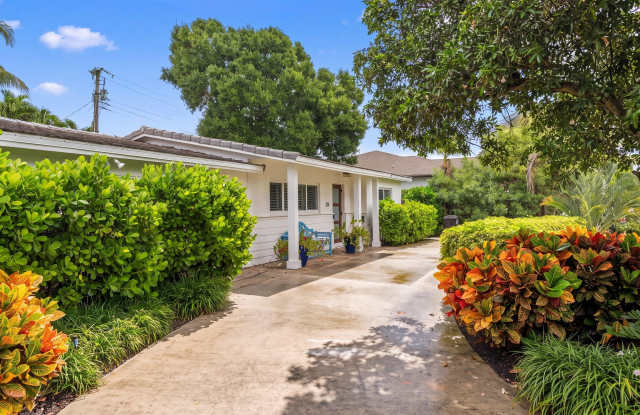 251 Gregory Place Gallery 2