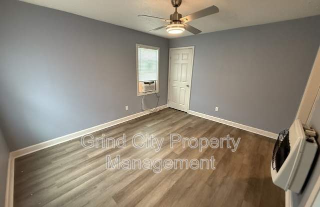 3067 Princeton Avenue photos photos