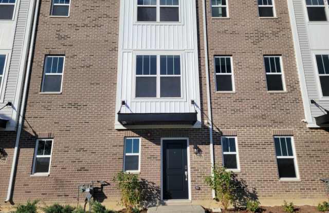 1550 Times Drive - 1550 Times Drive, Des Plaines, IL 60018