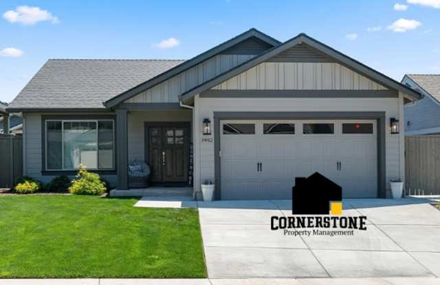 3952 Arizona Drive - 3952 Arizona Drive, Medford, OR 97504