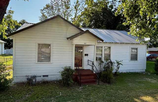 809 S Rogers St photos photos