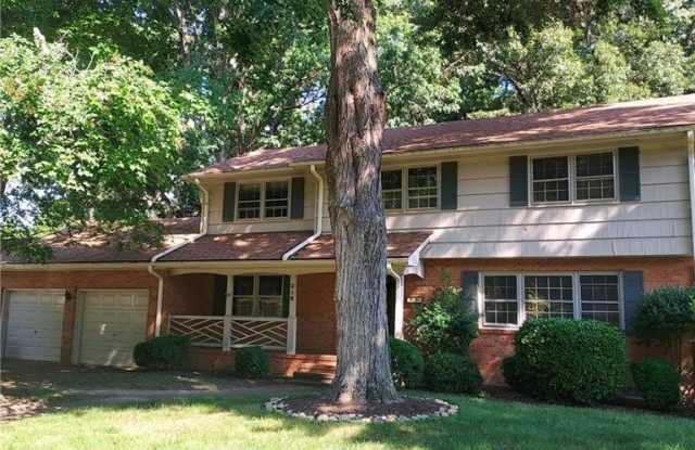 218 Crittenden Lane photos photos