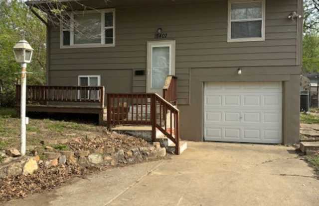 Coming Soon! Independence Home 3 Beds 2 Bath $1450 photos photos