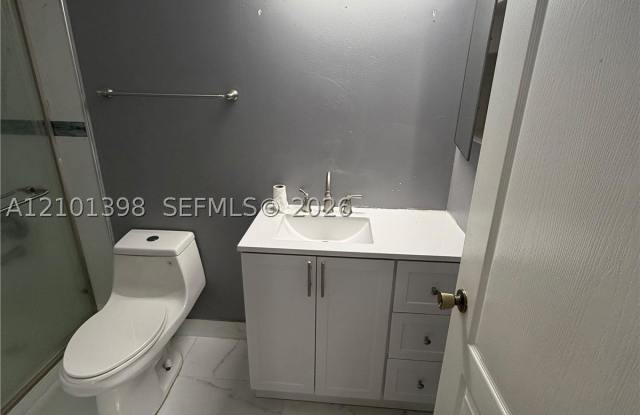 901 Seminole Palms Dr Gallery 2
