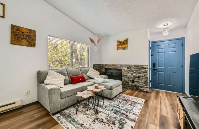 3324 W Kiowa St photos photos
