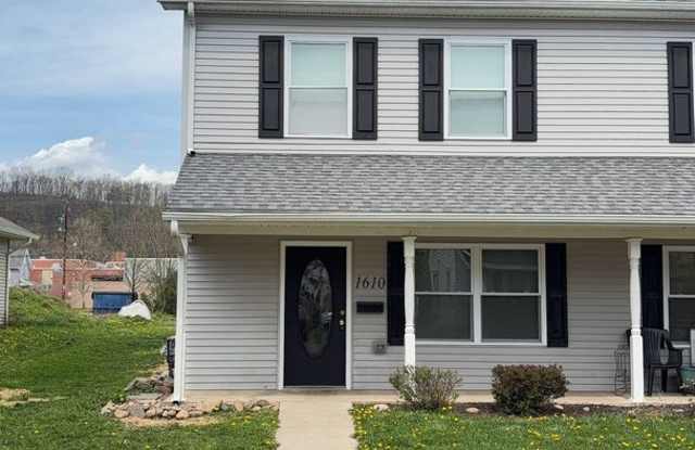 Williamsport PA- 3 Bedroom 1.5 Bath House photos photos