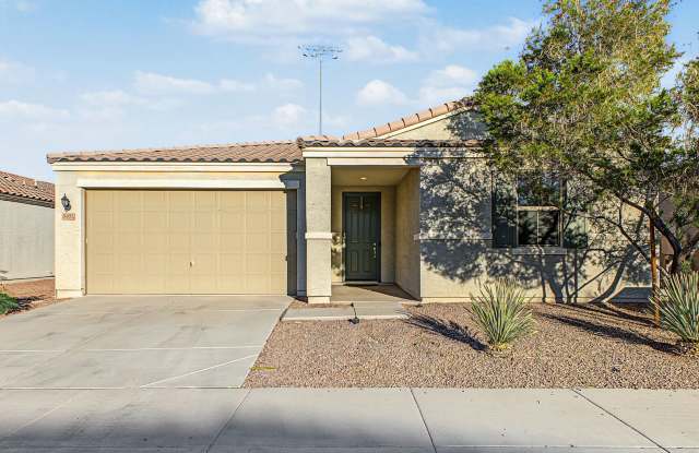 MUST SEE 3 bed/2 bath home in GATED Santiago Phoenix Community Gallery 3