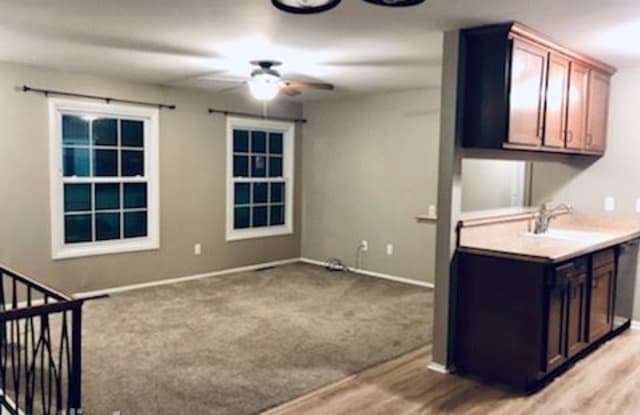 2871 Glenwood Ct - 2871 Glenwood, Oakland County, MI 48360