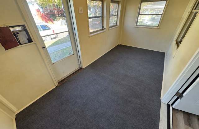 2-Bedroom Akron Home with Garage, Basement & Pet-Friendly Living Gallery 4