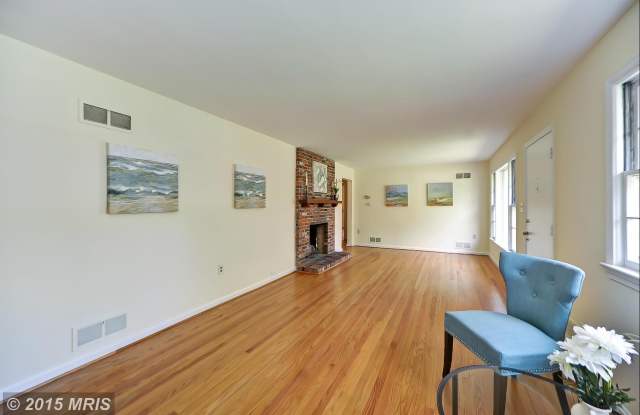 2710 Valley Drive Gallery 3