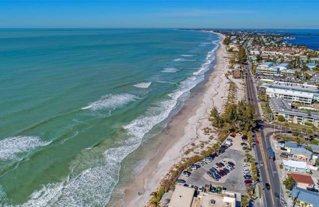 2728 71ST STREET COURT W Gallery 2