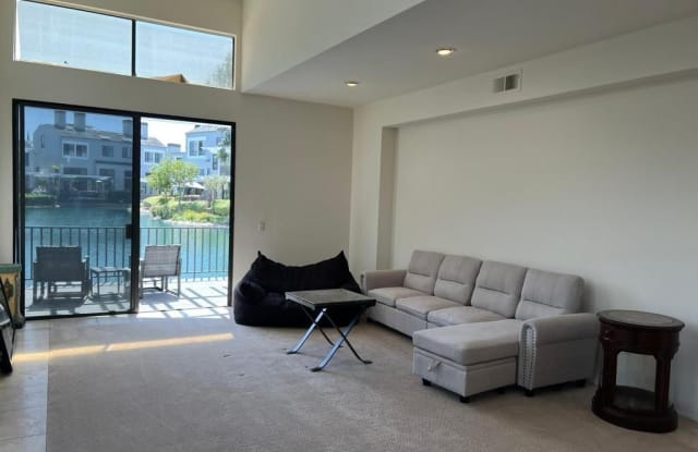 8 Southwind - 8 Southwind, Irvine, CA 92614