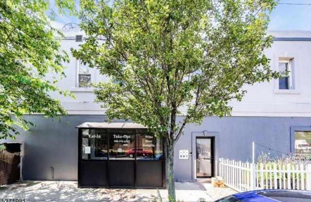 230 Trumbull St photos photos