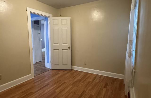 15 Belleville Avenue - 1 photos photos