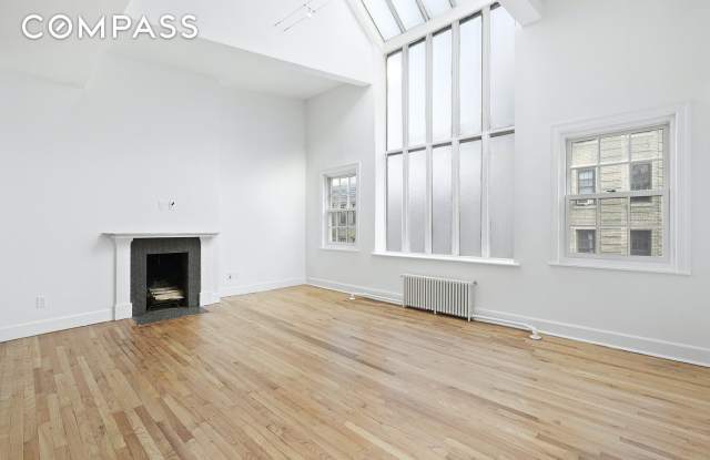 50 Charles Street Gallery 2
