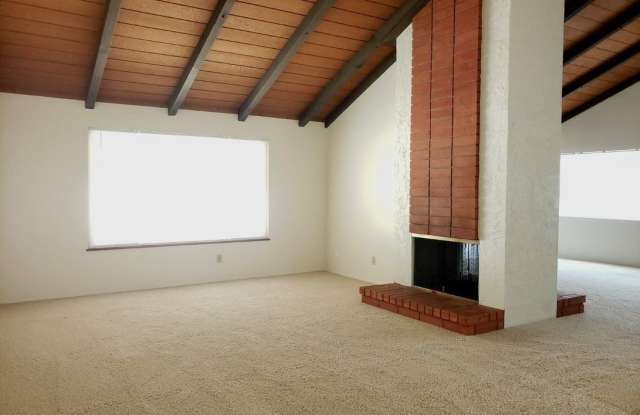 10303 Mesa Madera Drive Gallery 4