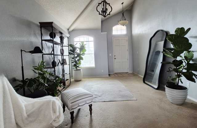 1412 Stone Pointe Way Gallery 2
