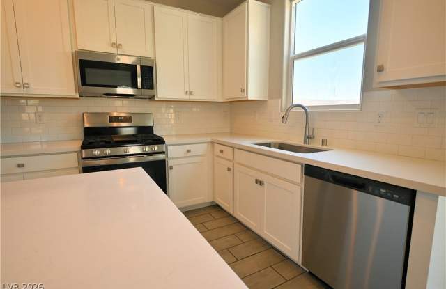 10205 Starlit Canyon Court Gallery 4