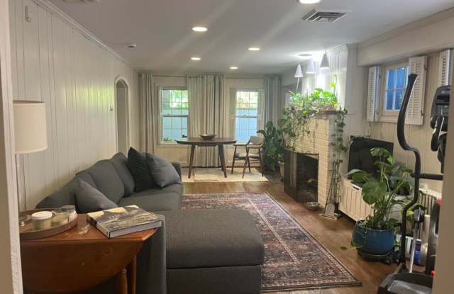Large English Basement in Historic Georgetown Home $3200 plus electric photos photos