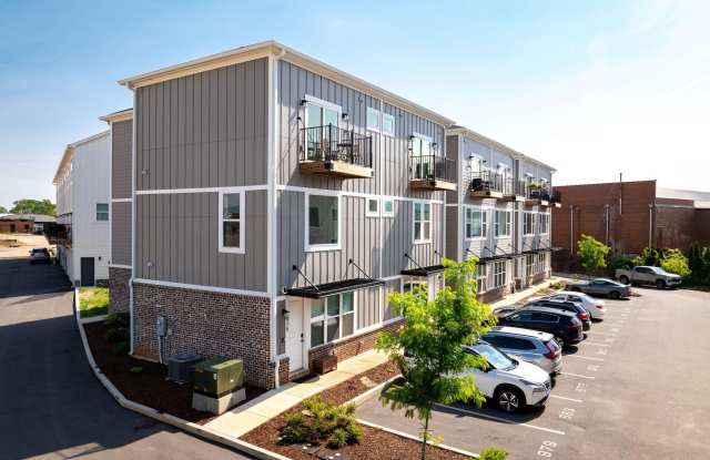 979 Montague Place Gallery 2