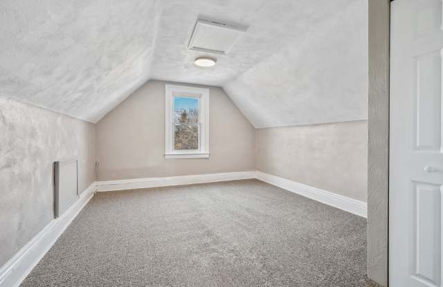 Updated 3 bedroom in Elliot Minutes from the West End Overlook! photos photos Updated 3 bedroom in Elliot Minutes from the West End Overlook! photos photos