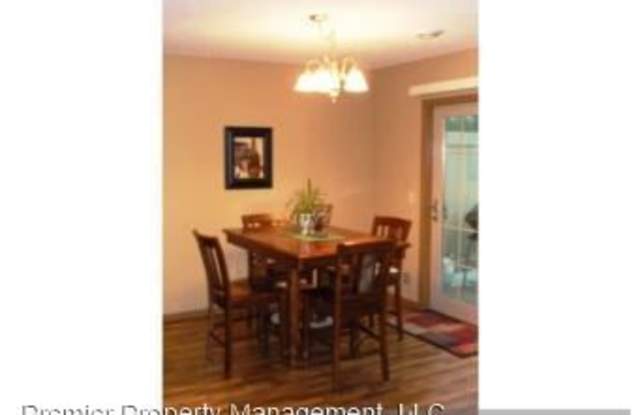 1978 Peach Dr NE Gallery 2