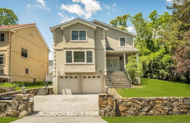 696 Ridgeway - 696 Ridgeway Road, White Plains, NY 10605