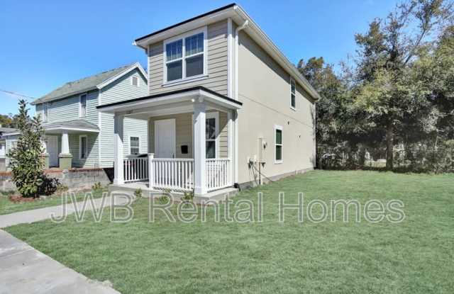 1207 Franklin St photos photos