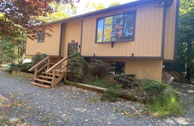 1730 Rolling Hills Drive Gallery 3