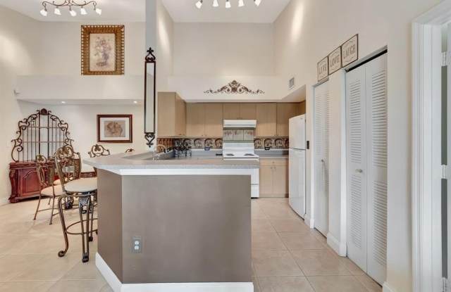 923 Villa Cir Gallery 4
