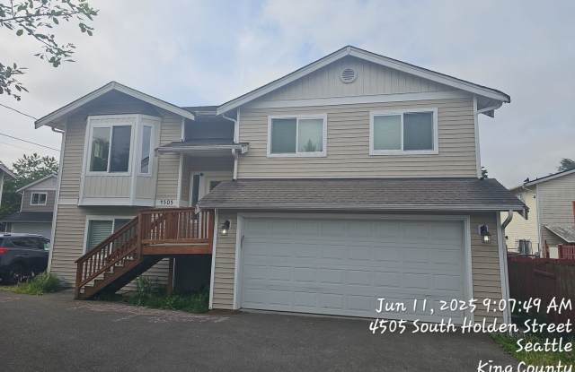 South Seattle split level home - 5 bedroom and 3 bathroom home. Available NOW! photos photos