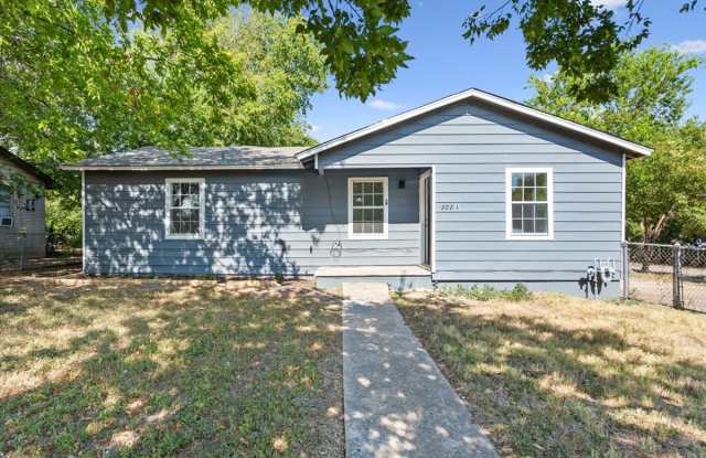 202 Marston Avenue - 2 photos photos