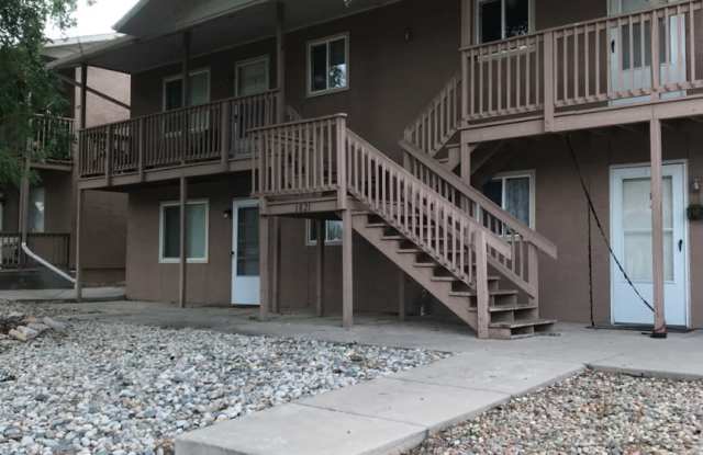 1021 Delaware Drive (RW) - 3 photos photos