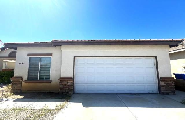 4 bed, 2 bath located in Victorville, CA Gallery 3