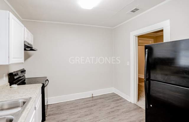 4310 3rd Avenue Gallery 4