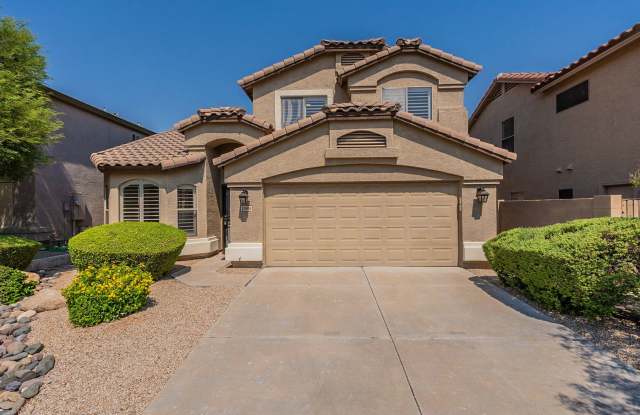 Elegant Living: Custom Upgrades and Superior Comfort in Phoenix Gallery 4