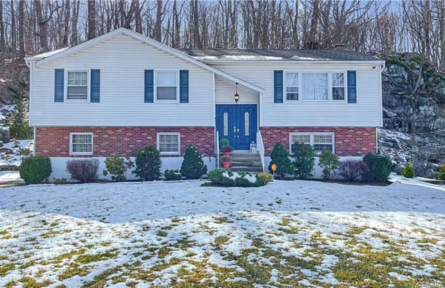 21 Ole Musket Lane - 21 Ole Musket Lane, Danbury, CT 06810