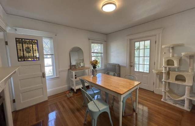 108 Brooks St. photos photos