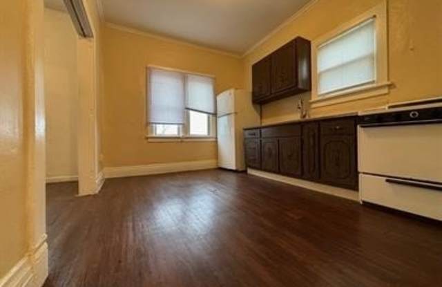 300 N 4th St photos photos