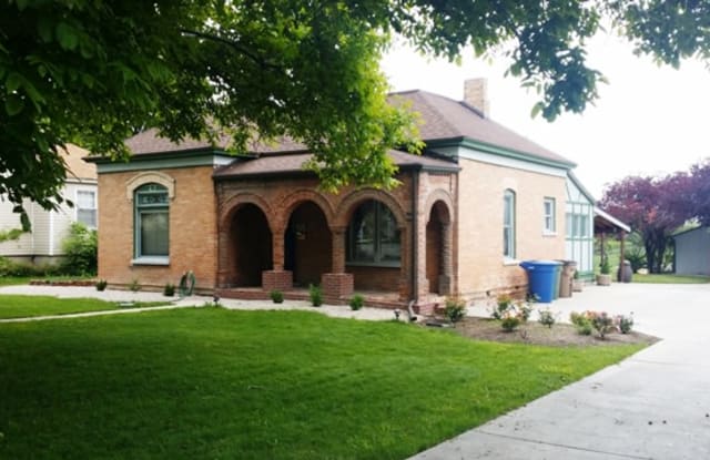 2842 South 900 East - 2842 S 900 E, Salt Lake City, UT 84106
