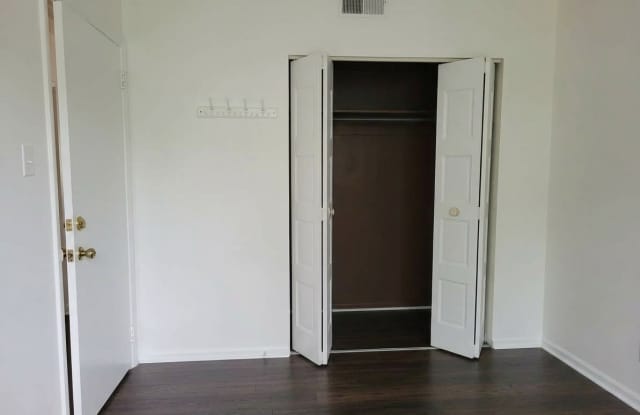 143 Reliance Pl Gallery 4