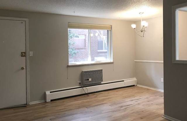1137 Columbine St. Gallery 4
