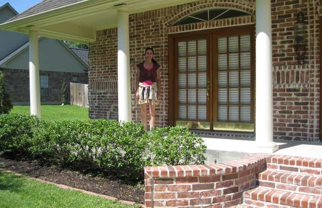 1802 Juniper Lane Gallery 3