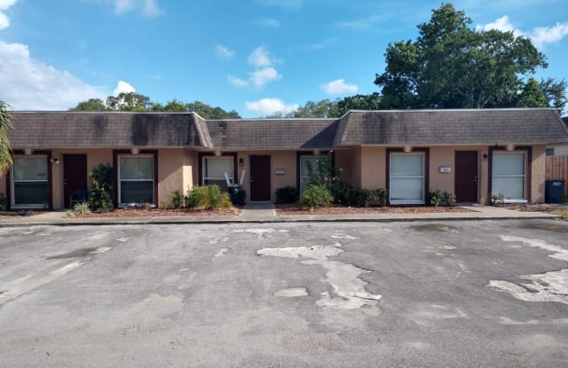 5832 Pine St - 5832 Pine Street, New Port Richey, FL 34652