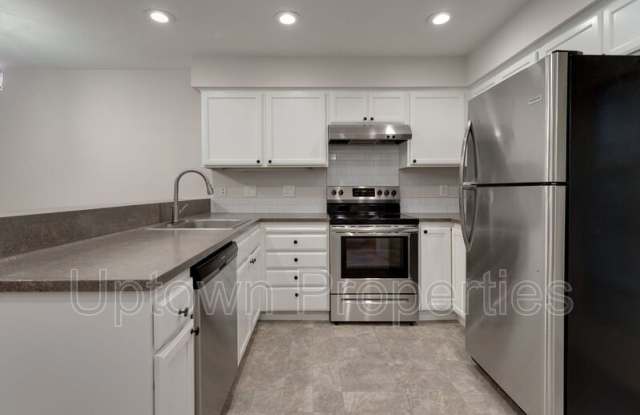5290 SW 174th Ter Gallery 2