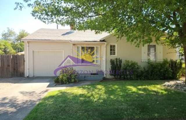 Unique 3 Bed 1 Bath 1,272 sqft home in Oak Park photos photos Unique 3 Bed 1 Bath 1,272 sqft home in Oak Park photos photos
